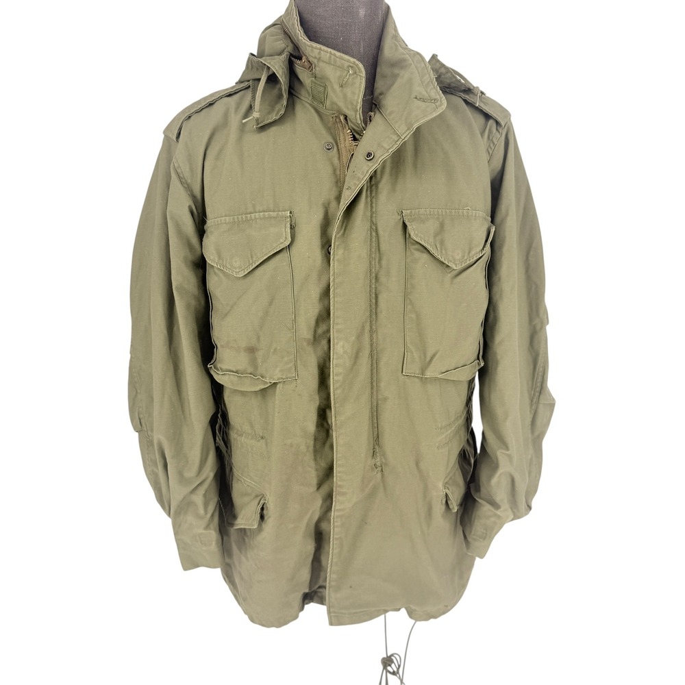 Alpha Industries 1976 M-65 Army Field Coat Mens Medium Regular Green Military